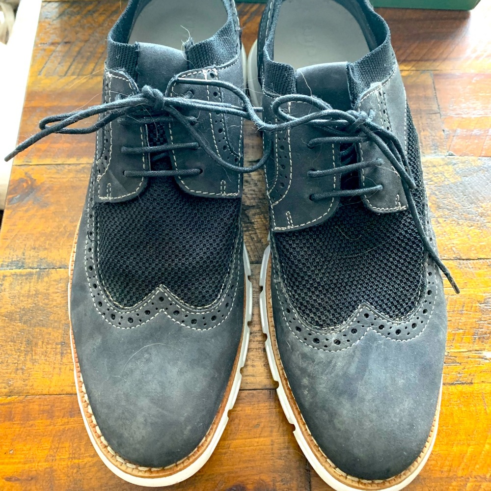Mens dress shoes